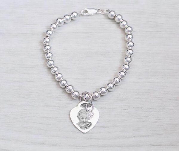 Sparkly Heart Beaded Bracelet